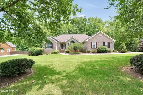 186 Ashley Dr, Mcdonough, GA 30252