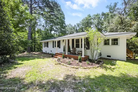 831 Chapman Dr, Macon, GA 31211