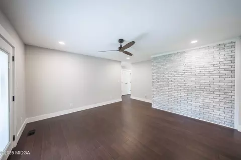 Living - 1202 Fairway Dr, Perry, GA 31069 photo 1 of 7