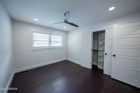 Bedroom - 1202 Fairway Dr, Perry, GA 31069 photo 5 of 6
