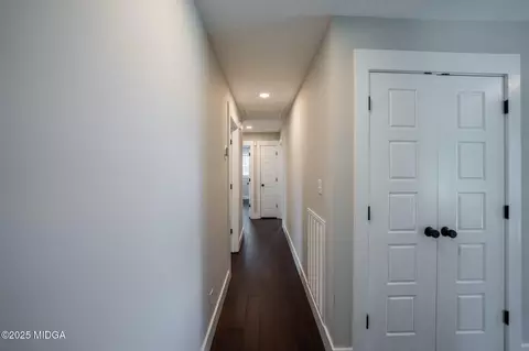 Entry Way - 1202 Fairway Dr, Perry, GA 31069 photo 2 of 3