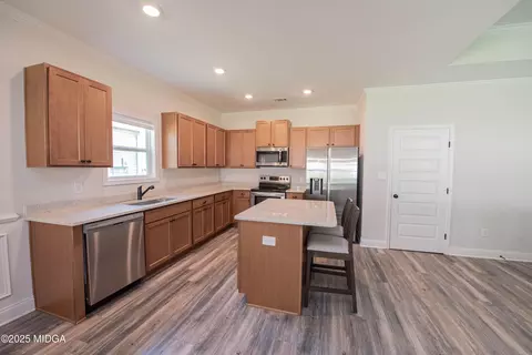 Kitchen - 754 Natures Walk, Gray, GA 31032 photo 1 of 4