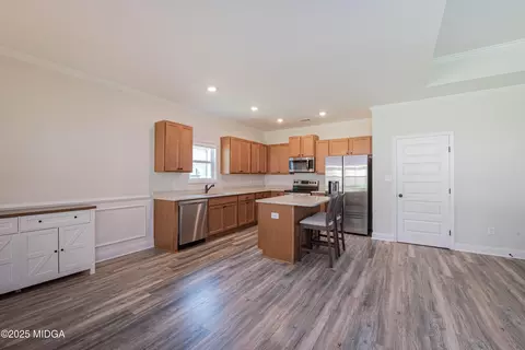 Kitchen - 754 Natures Walk, Gray, GA 31032 photo 4 of 4