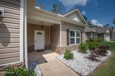 Exterior - 754 Natures Walk, Gray, GA 31032 photo 4 of 6