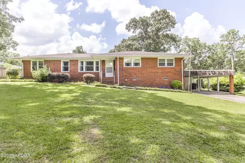 101 Spring St, Warner Robins, GA 31088