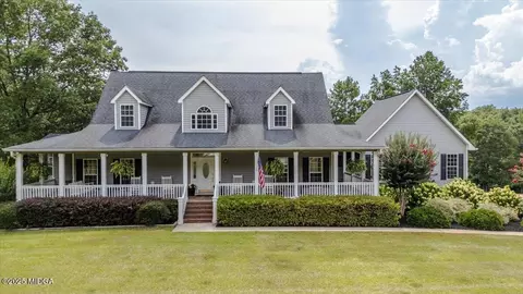 503 Creekside Dr, Gray, GA 31032