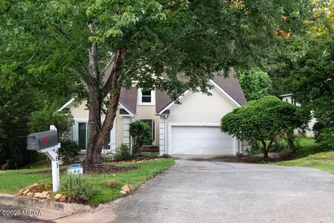 481 Ashville Dr, Macon, GA 31210