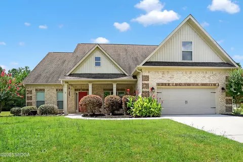 344 Thoroughbred Ln, Macon, GA 31216