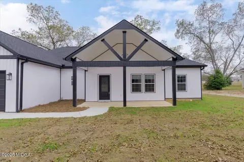 128 Easy St, Cochran, GA 31014 photo 3
