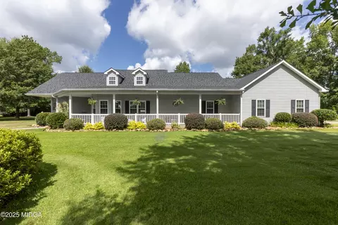 1611 S Houston Rd, Kathleen, GA 31047