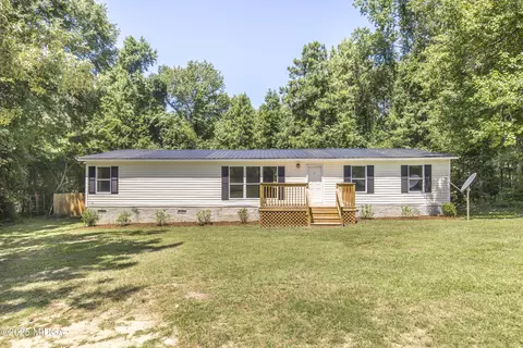 218 Wildwood Rd, Fort Valley, GA 31030