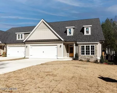 414 Cliffstone Ct, Macon, GA 31220