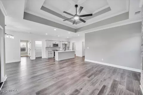 100 Early Dr, Byron, GA 31008 photo 9