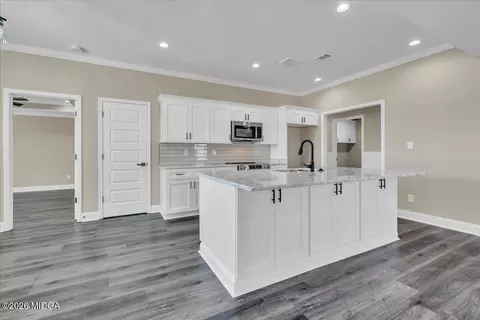 Kitchen - 103 Early Dr, Byron, GA 31008 photo 1 of 4