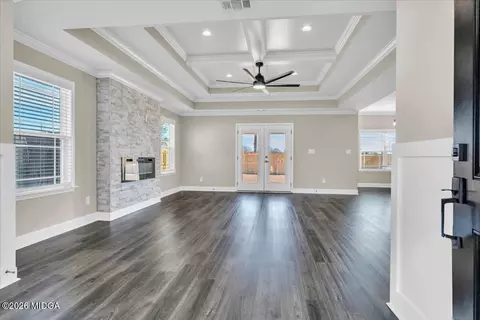 Living - 103 Early Dr, Byron, GA 31008 photo 1 of 7