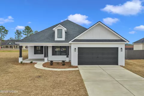 Exterior - 103 Early Dr, Byron, GA 31008 photo 2 of 8