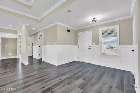 Entry Way - 103 Early Dr, Byron, GA 31008 photo 3 of 5