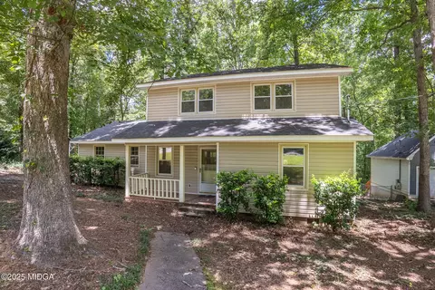 1337 Nimue Ln, Macon, GA 31220