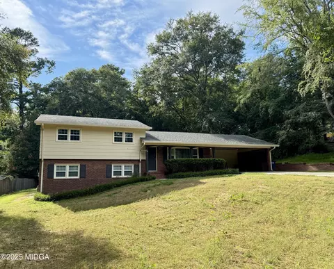 736 Valley Trl, Macon, GA 31204