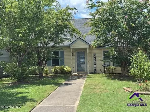 125 Wingate Cir, Warner Robins, GA 31088