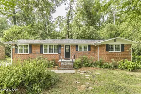 2840 Pierce Dr S, Macon, GA 31204