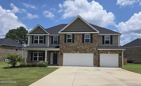 715 Foxborough Ln, Bonaire, GA 31005
