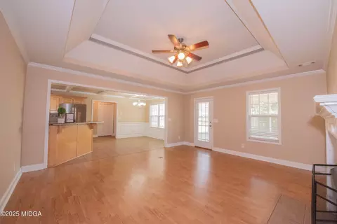 Living - 303 Vanessa Dr, Centerville, GA 31028 photo 3 of 4