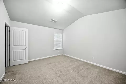196 Amelia Dr, Byron, GA 31008 photo 11