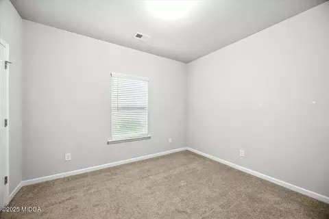 196 Amelia Dr, Byron, GA 31008 photo 13