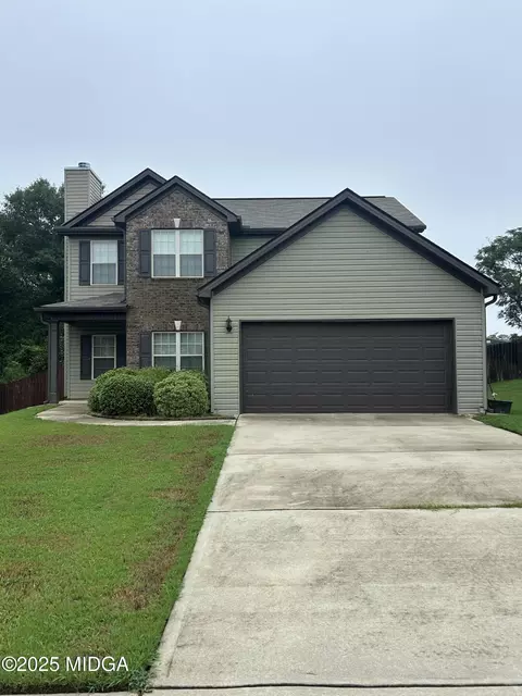 196 Amelia Dr, Byron, GA 31008