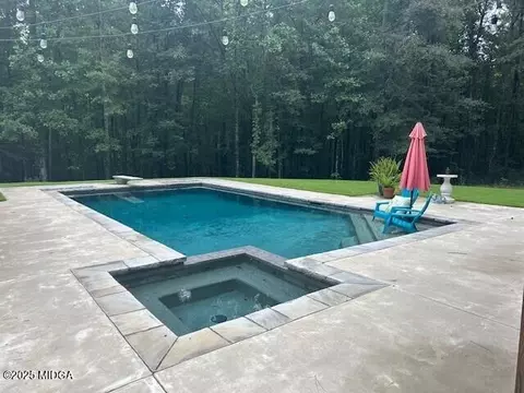 Exterior - 130 Laurel Rdg, Forsyth, GA 31029 photo 4 of 5