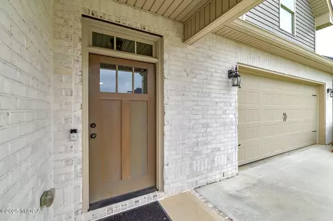 519 Barbara Ct, Forsyth, GA 31029 photo 10
