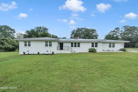 105 Penn St, Gordon, GA 31031