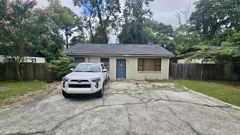 350 Tiny Pl, Macon, GA 31204