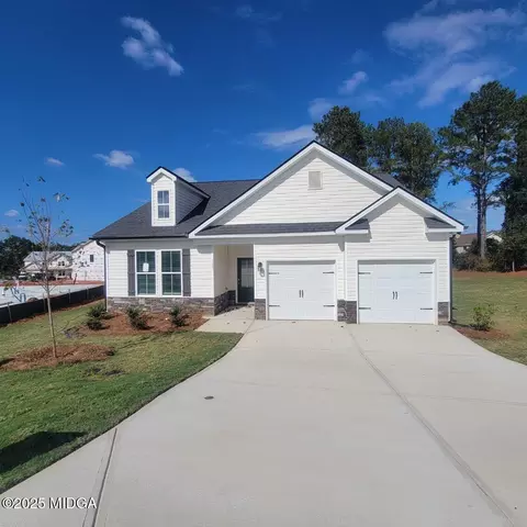 105 Water Run Way, Perry, GA 31069