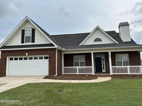 807 Loudon Hill Dr, Warner Robins, GA 31088
