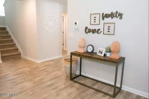 Entry Way - 313 Cody Dr, Macon, GA 31216 photo 1 of 2