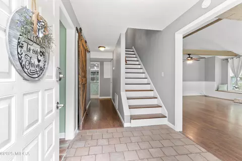 Entry Way - 316 Arena Rd, Perry, GA 31069 photo 1 of 3