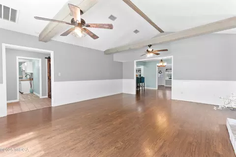 Living - 316 Arena Rd, Perry, GA 31069 photo 1 of 7