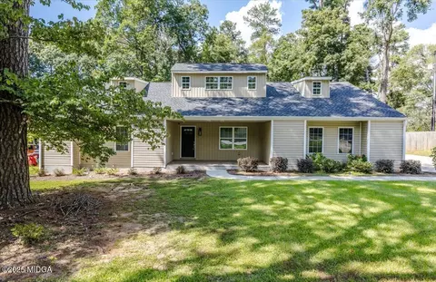 601 Springdale Woods Dr, Macon, GA 31210