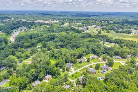 View/Area - 536 Sam Brown Blvd, Commerce, GA 30529 photo 2 of 4