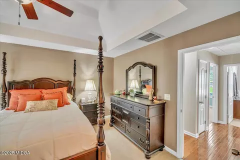 Bedroom - 536 Sam Brown Blvd, Commerce, GA 30529 photo 3 of 6