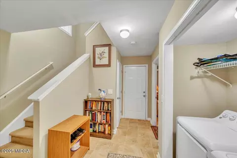 Entry Way - 536 Sam Brown Blvd, Commerce, GA 30529 photo 6 of 6