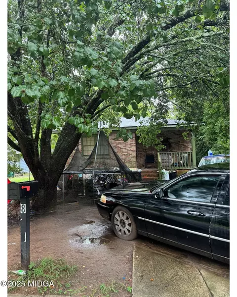 823 Applewood St, Macon, GA 31217