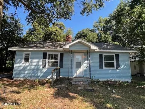 914 Mcarthur Blvd, Warner Robins, GA 31093