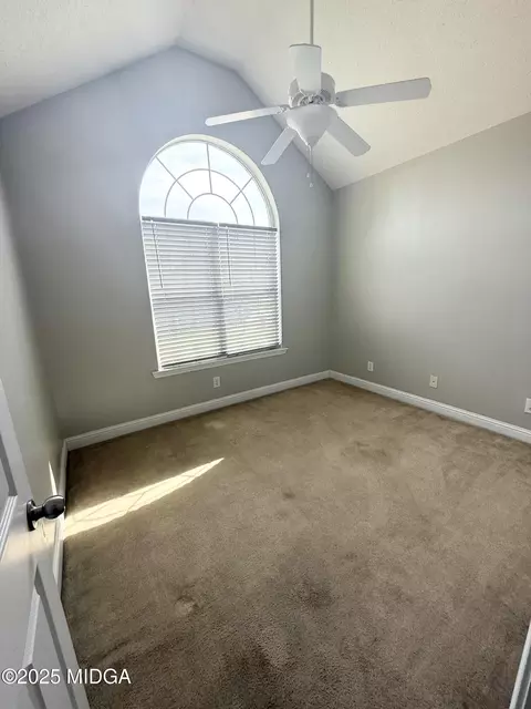 Bedroom - 417 Covington Cv, Byron, GA 31008 photo 3 of 4