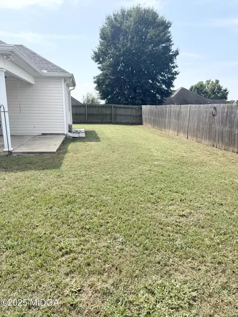 Exterior - 417 Covington Cv, Byron, GA 31008 photo 5 of 8