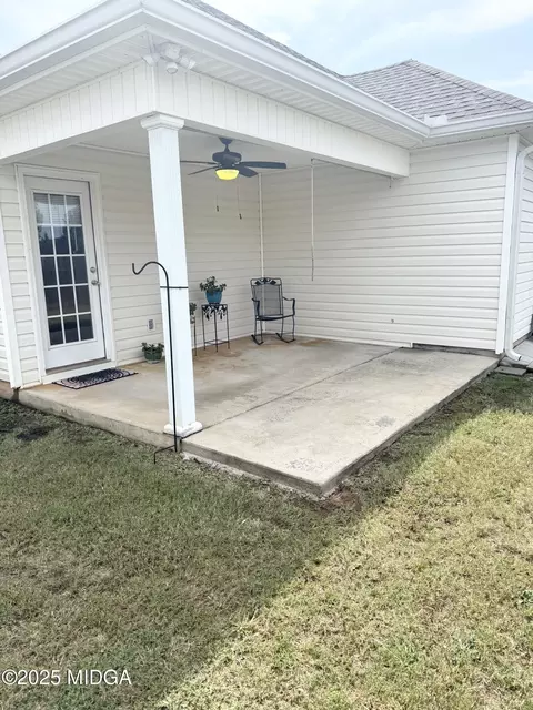 Exterior - 417 Covington Cv, Byron, GA 31008 photo 8 of 8