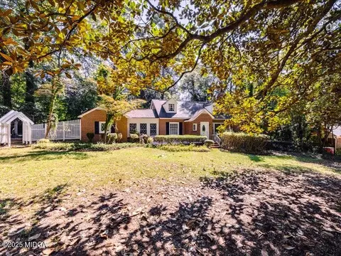1237 Waverland Dr, Macon, GA 31211