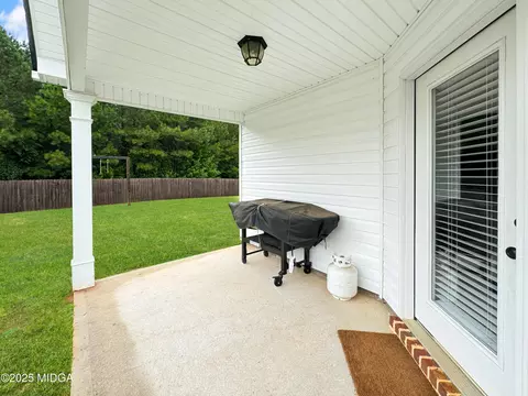 Exterior - 837 Weldon Rd, Forsyth, GA 31029 photo 3 of 7